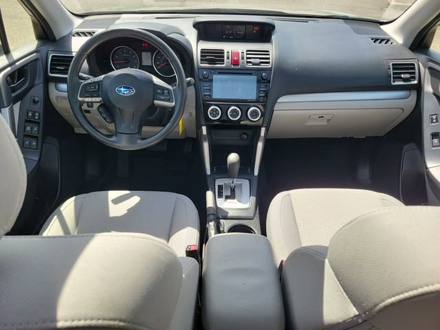 Used 2016 Subaru Forester 2.5i Premium w/ Popular Package #2 AWD/4WD image 9