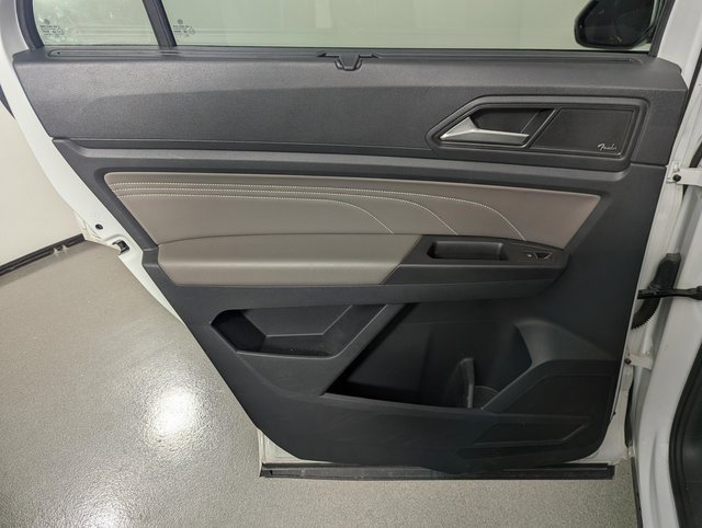 Used 2023 Volkswagen Atlas Cross Sport SEL Premium R-Line image 15