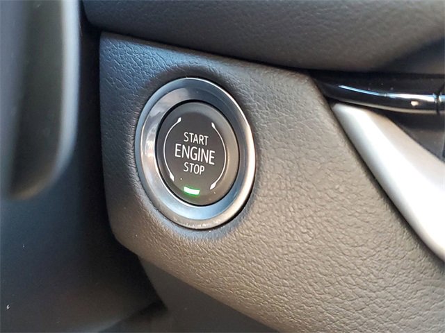 Certified 2024 Cadillac XT4 Premium Luxury image 17