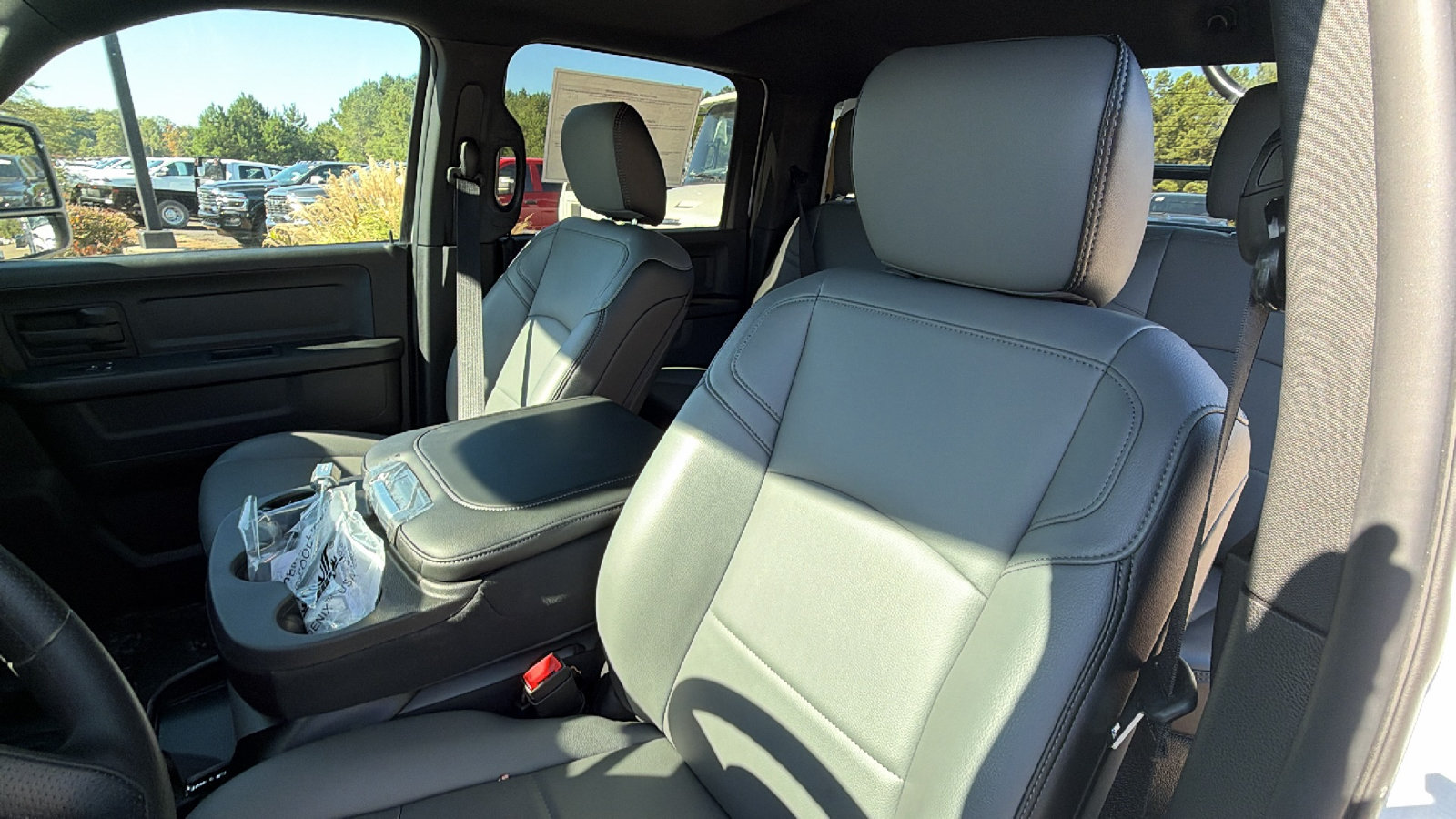 New 2026 RAM 5500 Tradesman w/ Chrome Appearance Group AWD/4WD image 17