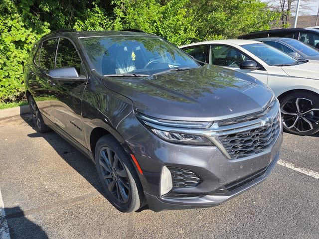 Used 2022 Chevrolet Equinox RS w/ Infotainment Package FWD image 3