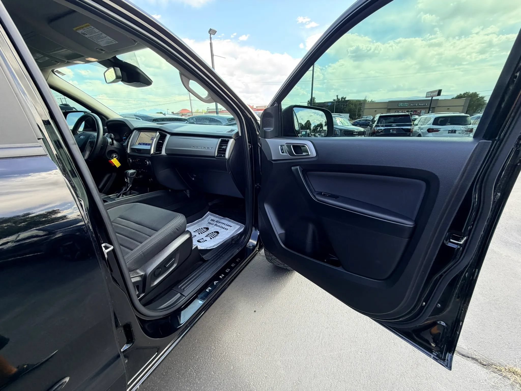Used 2023 Ford Ranger XLT w/ Equipment Group 302A High AWD/4WD image 25