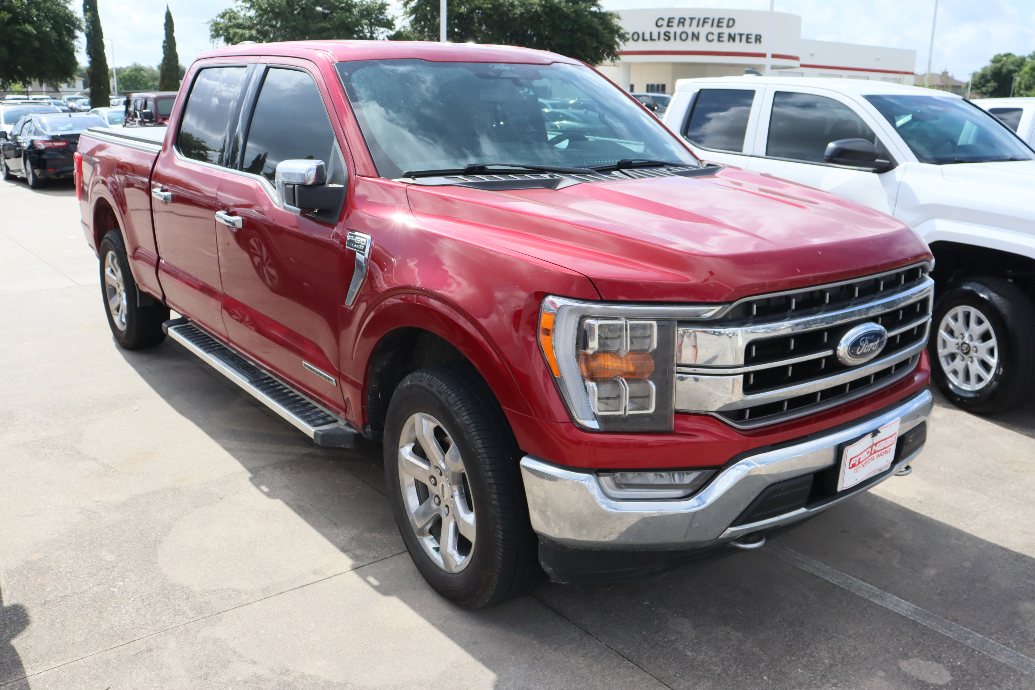 Used 2022 Ford F150 Lariat AWD/4WD image 2