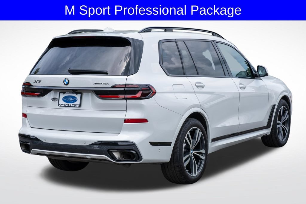 Used 2025 BMW X7 xDrive40i w/ M Sport Package AWD/4WD image 8