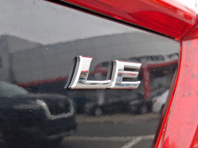 Used 2014 Toyota Camry LE FWD image 30