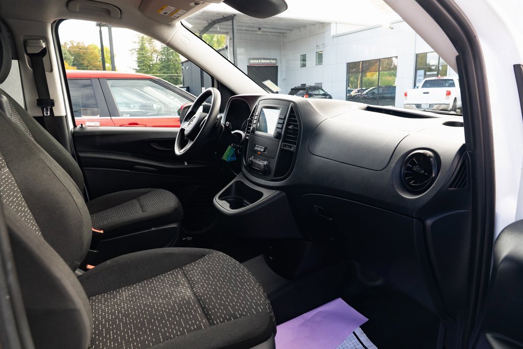 Used 2023 Mercedes-Benz Metris image 19