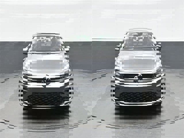 New 2026 Volkswagen Jetta SE image 2