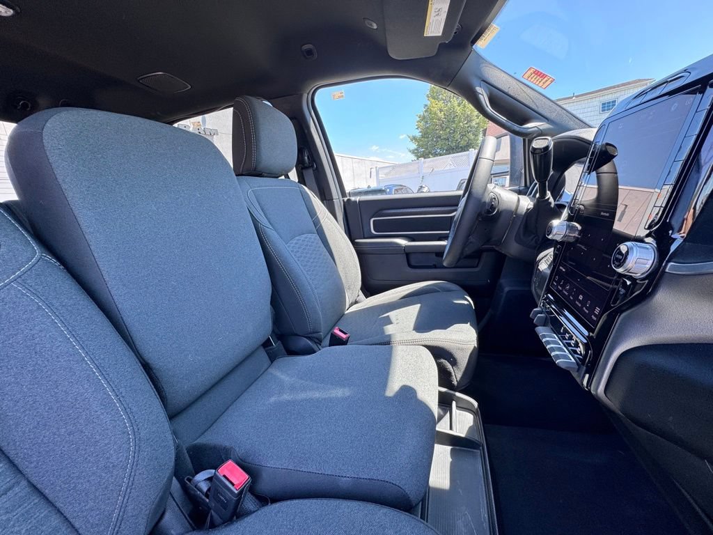 Certified 2025 RAM 2500 Big Horn AWD/4WD image 22