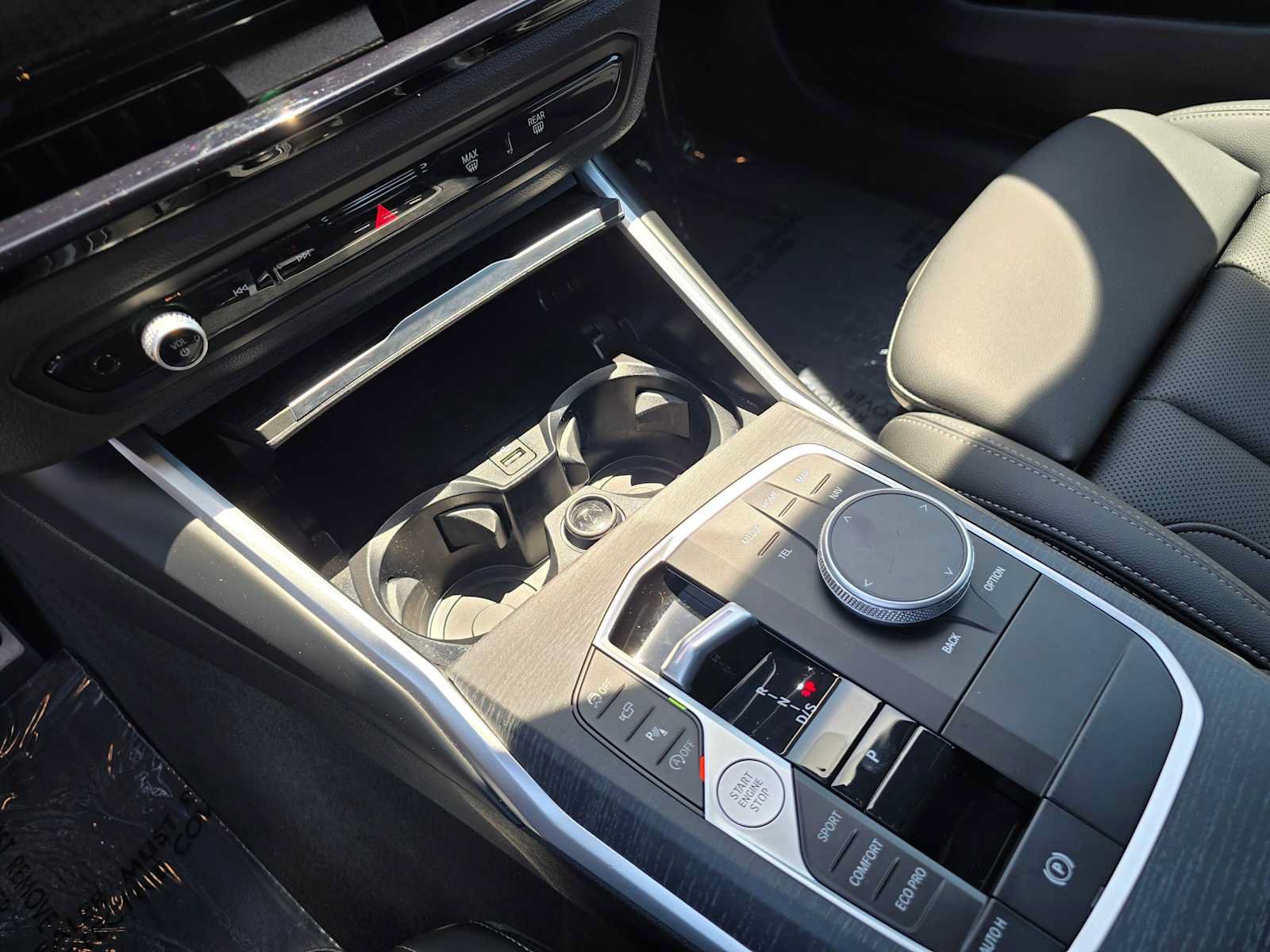 Used 2025 BMW M340i w/ Parking Assistance Package RWD image 28