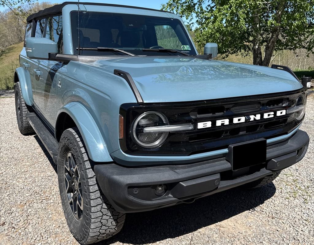 Used 2021 Ford Bronco Outer Banks AWD/4WD image 1