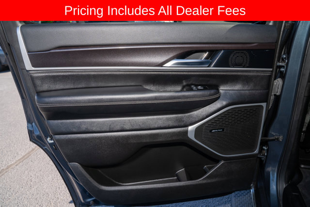 Used 2024 Jeep Wagoneer 4WD image 11