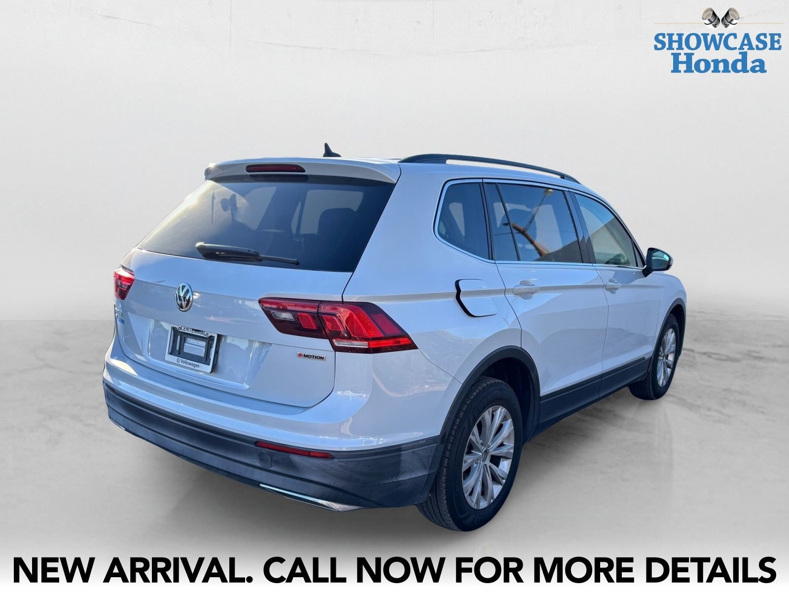 Used 2019 Volkswagen Tiguan SE w/ Panoramic Sunroof Package image 5