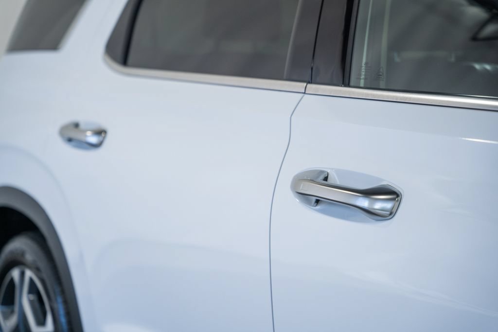 Used 2024 Hyundai Palisade Limited FWD image 15