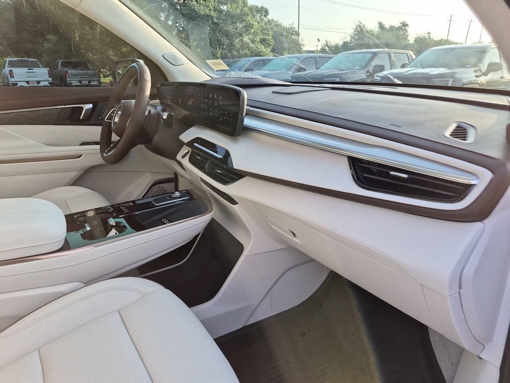 New 2026 Buick Enclave Avenir w/ Super Cruise Package FWD image 41