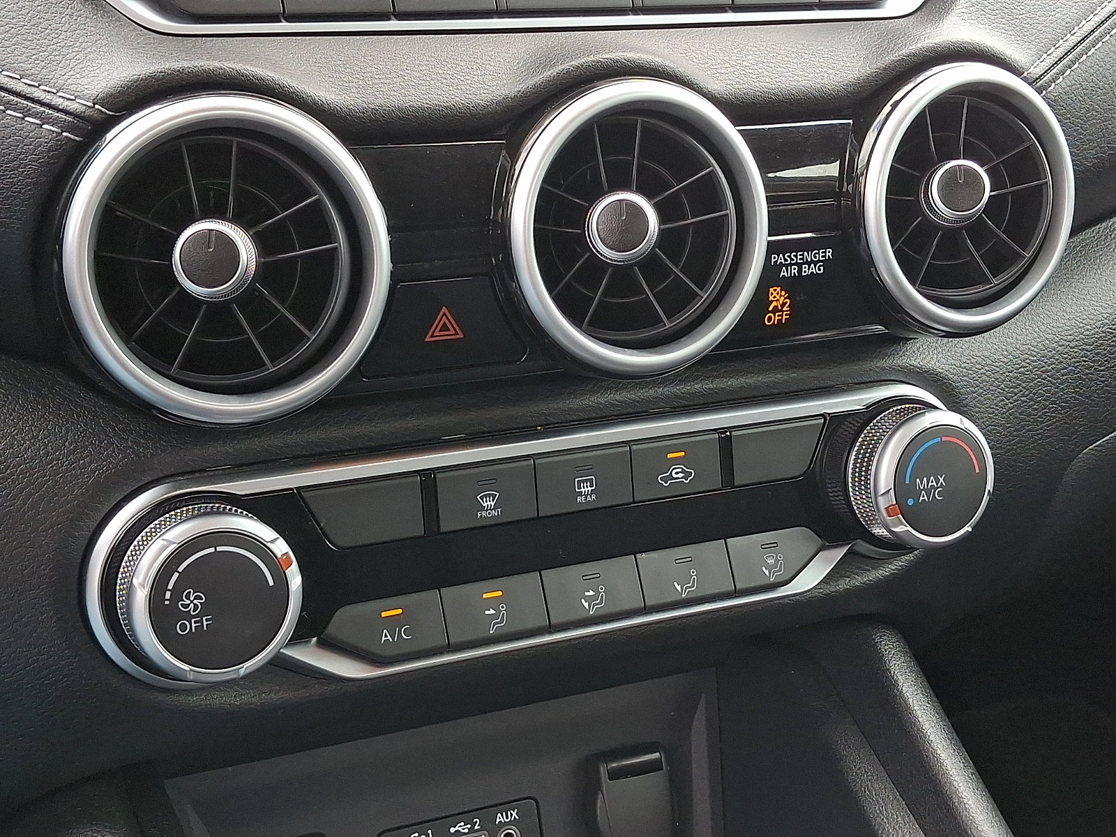 Used 2025 Nissan Sentra SV FWD image 16