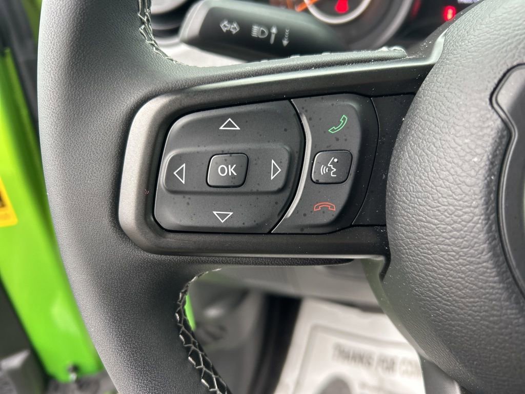 Used 2025 Jeep Wrangler Sport image 9