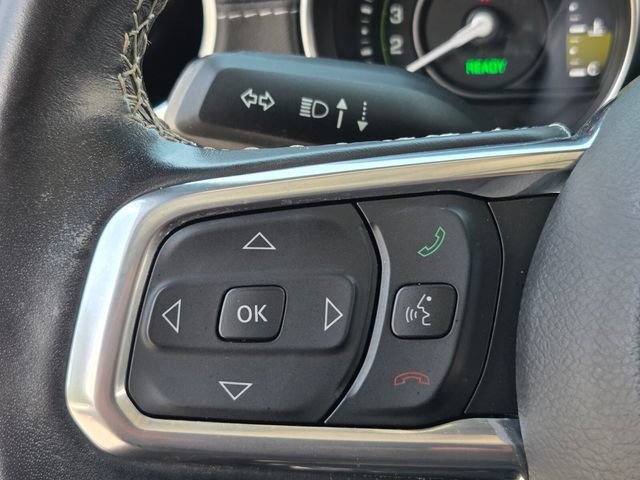 Used 2022 Jeep Wrangler Unlimited Sahara AWD/4WD image 26