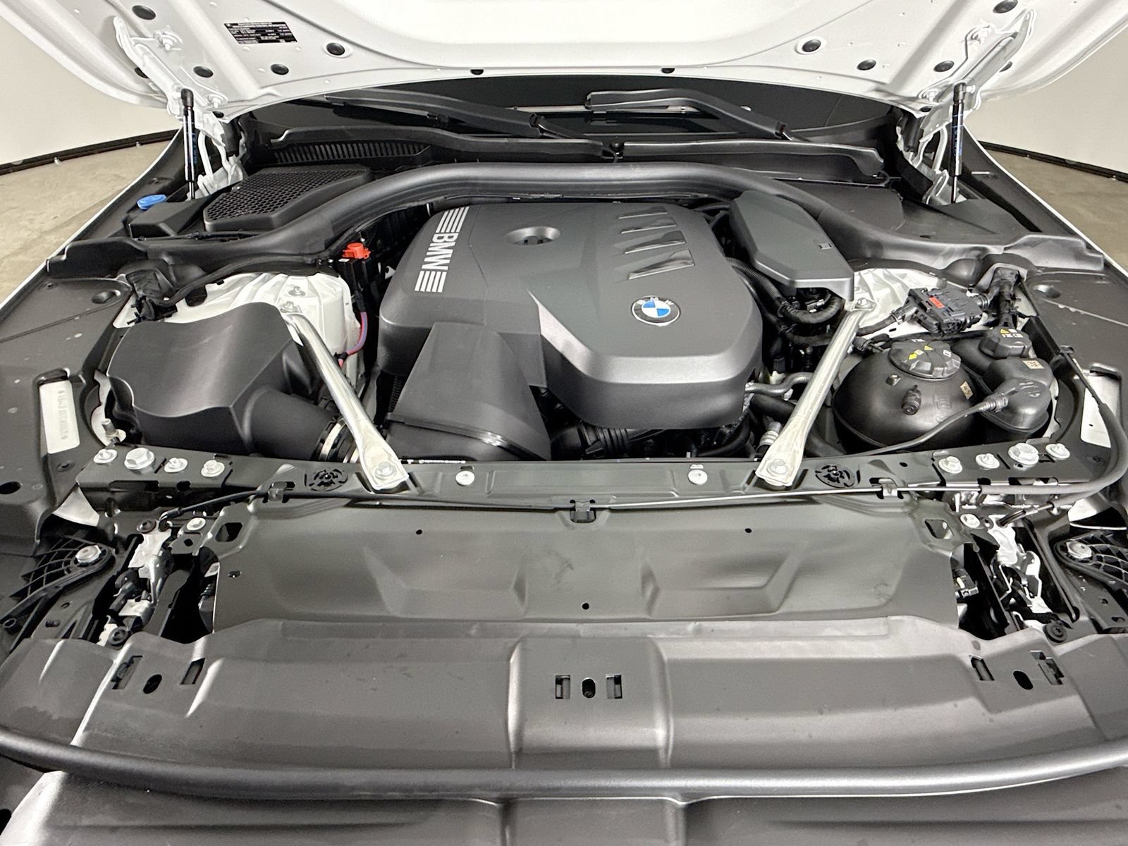 Used 2026 BMW 530i RWD image 32