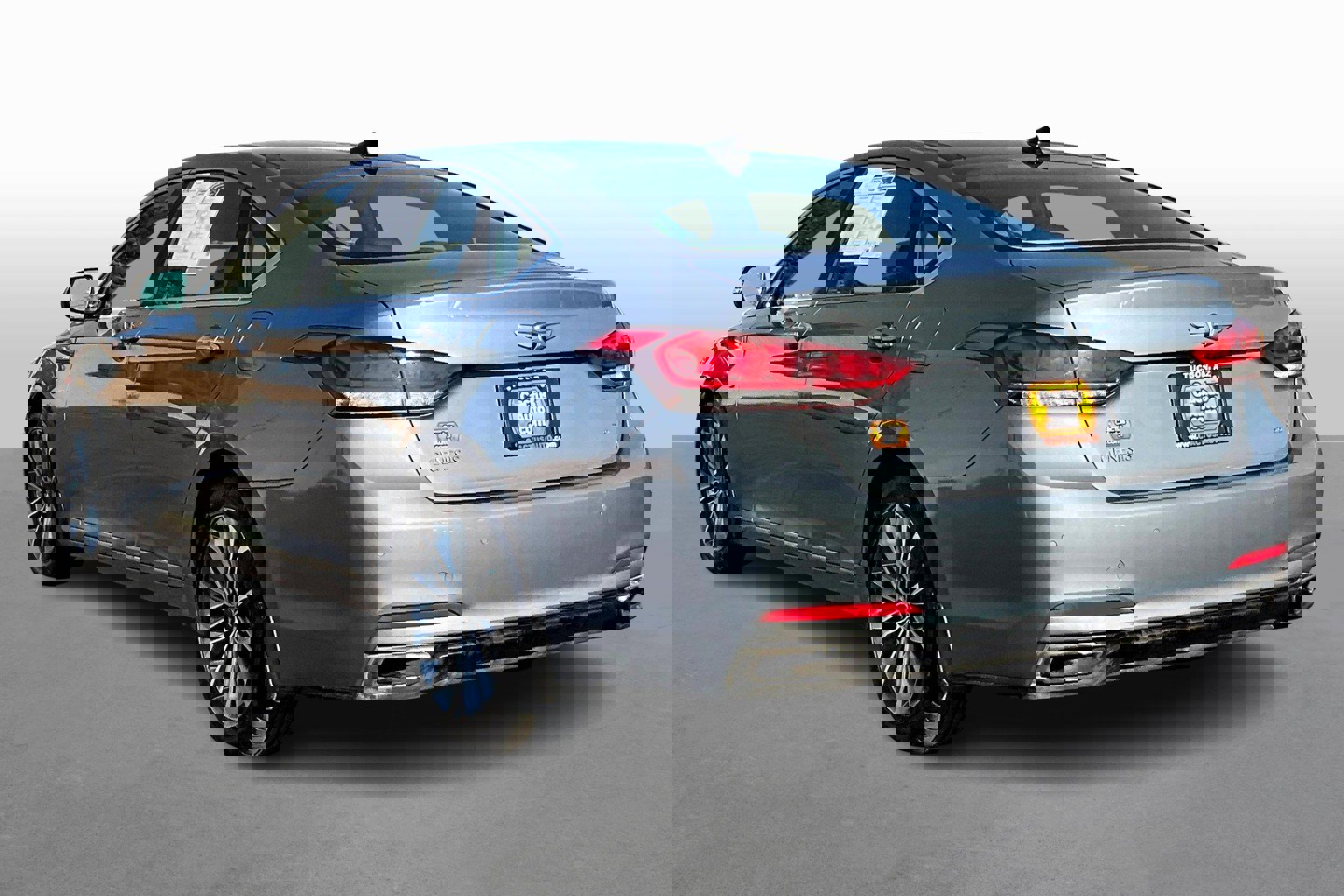 Used 2015 Hyundai Genesis 3.8 w/ Option Group 03 image 11