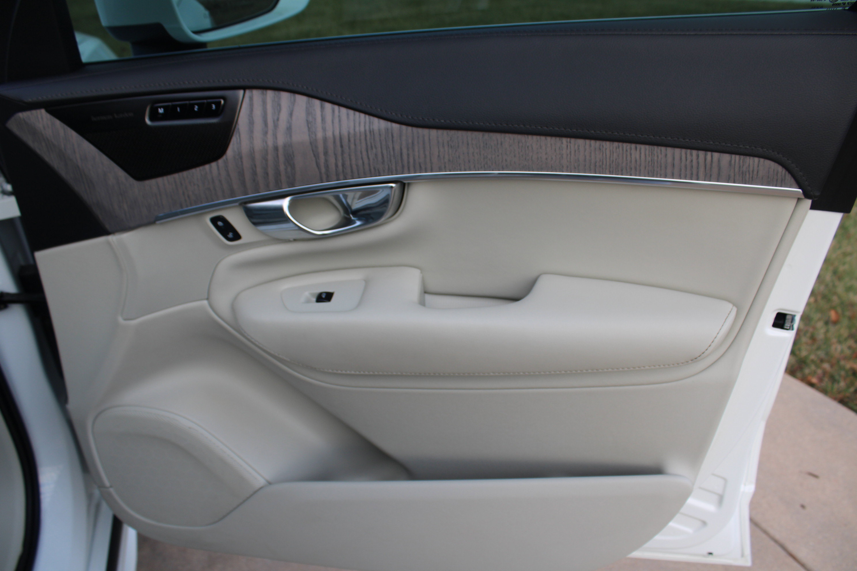 Used 2021 Volvo XC90 T8 Inscription w/ Advanced Package image 49