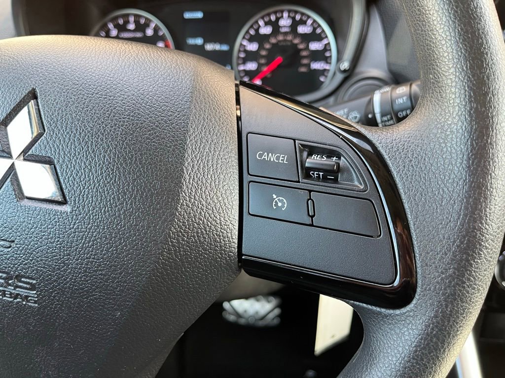 Used 2024 Mitsubishi Eclipse Cross ES AWD/4WD image 27