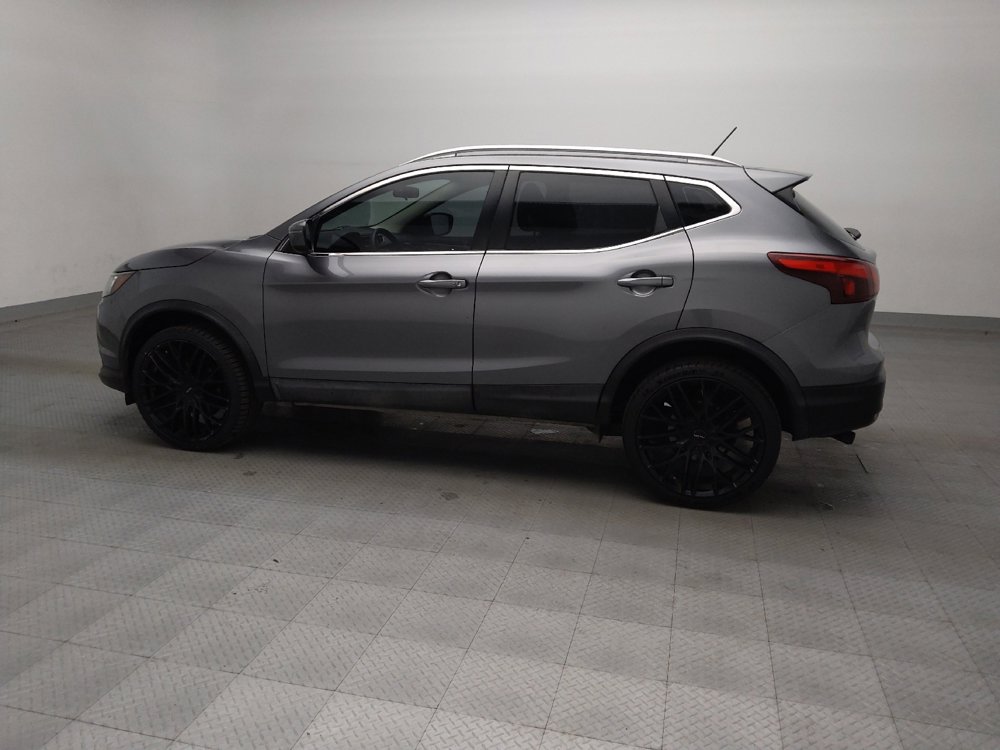 Used 2017 Nissan Rogue Sport SV image 3