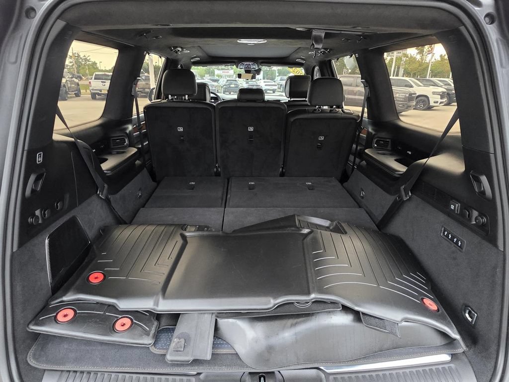 Used 2024 Jeep Grand Wagoneer Series III w/ Flexible Seating Group AWD/4WD image 15