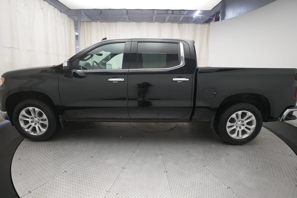 Used 2023 Chevrolet Silverado 1500 LTZ w/ LTZ Premium Package AWD/4WD image 22