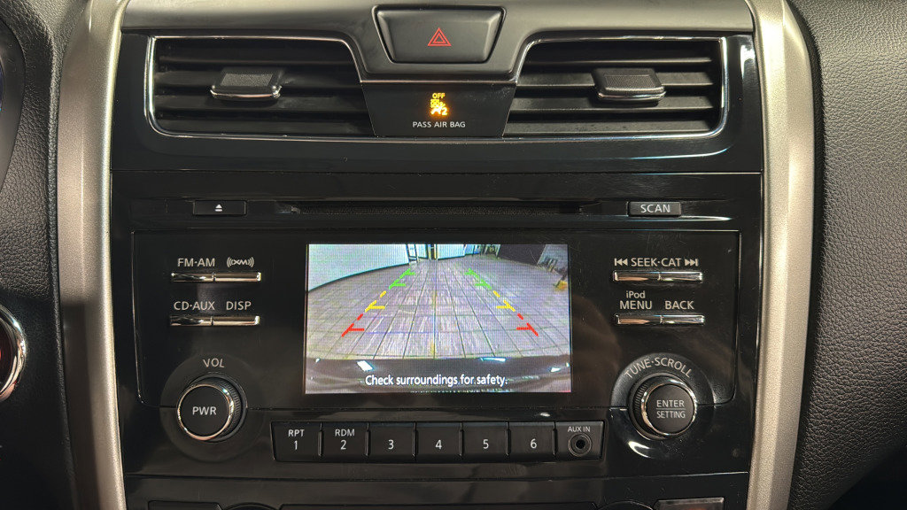 Used 2013 Nissan Altima 2.5 SV FWD image 28