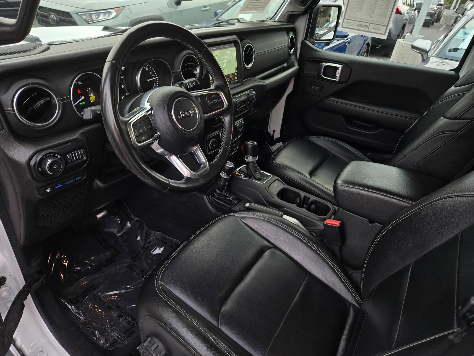 Used 2021 Jeep Wrangler Unlimited Sahara w/ Cold Weather Group AWD/4WD image 9