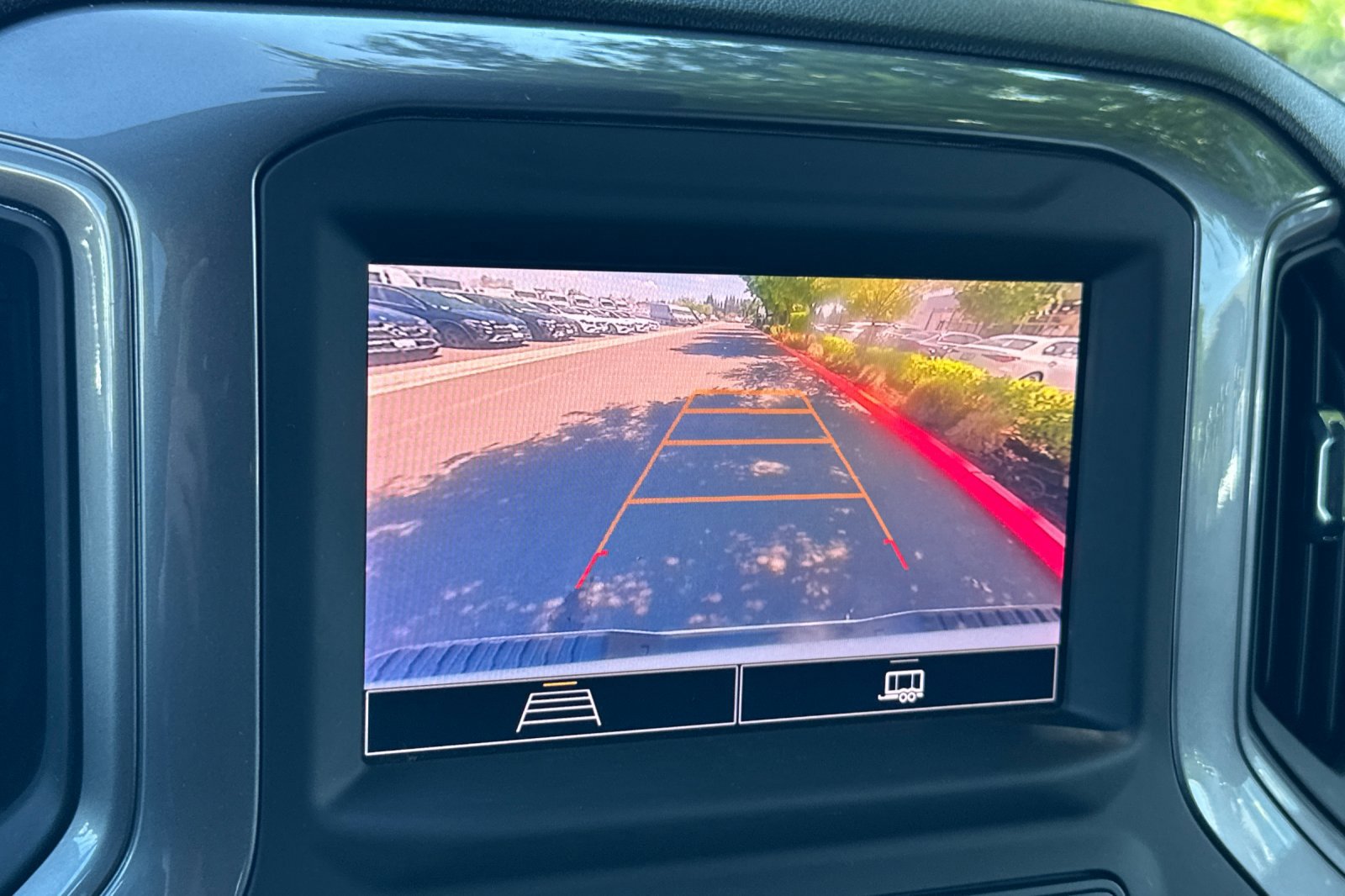 Used 2024 Chevrolet Silverado 2500 Custom w/ Custom Value Package image 18