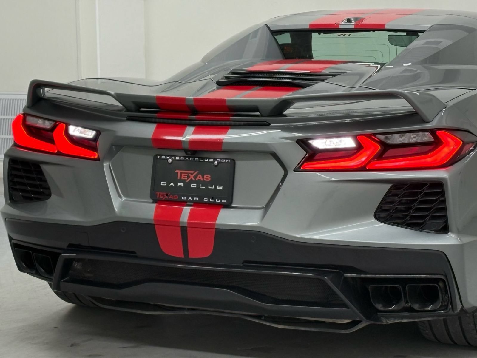 Used 2023 Chevrolet Corvette Stingray Premium Conv w/ Z51 Performance Package RWD image 37