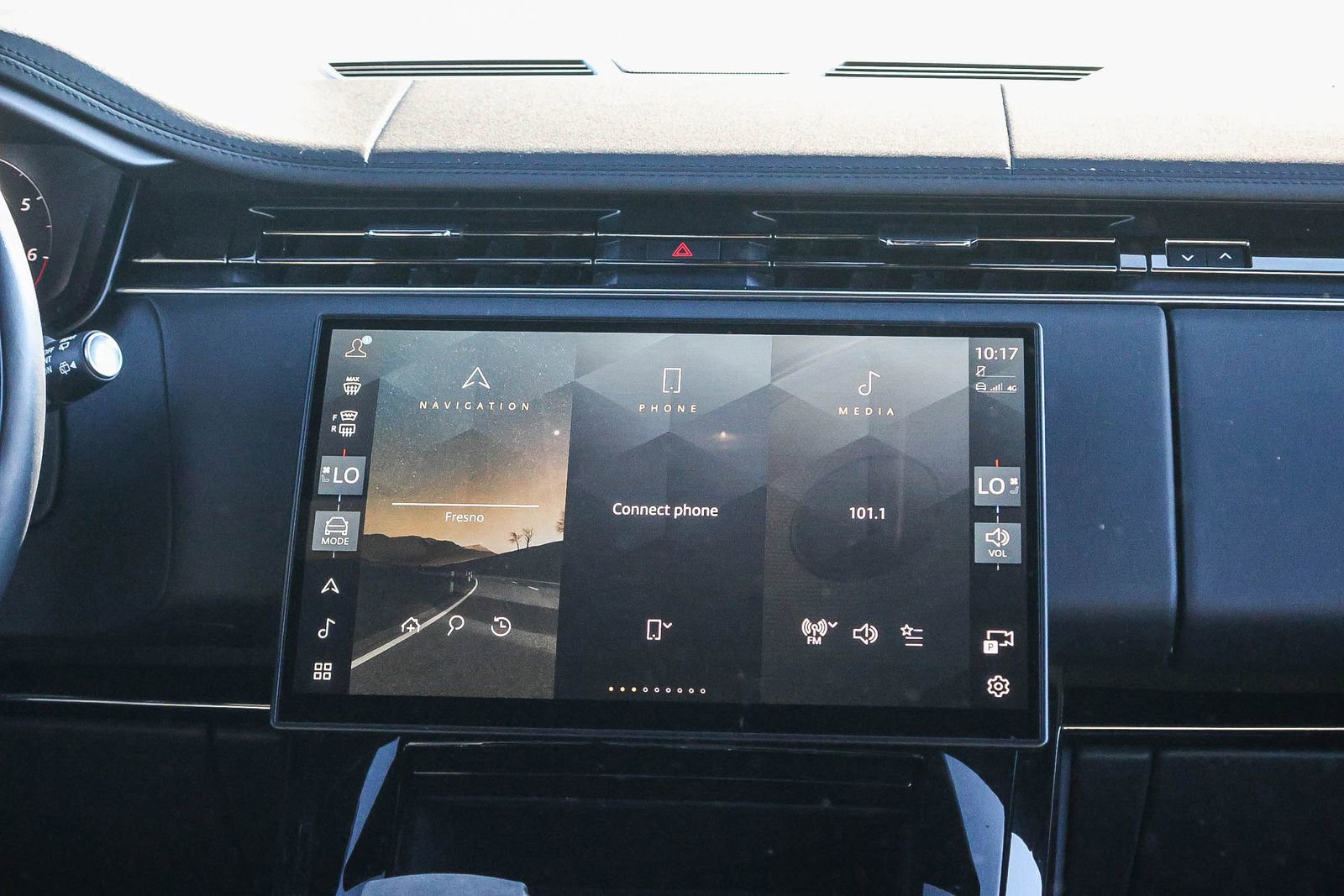 Used 2024 Land Rover Range Rover Sport Dynamic SE image 21