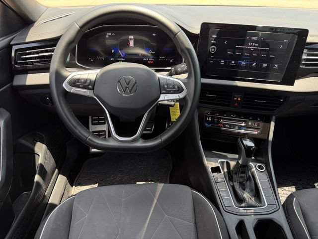 Used 2025 Volkswagen Jetta Sport FWD image 11