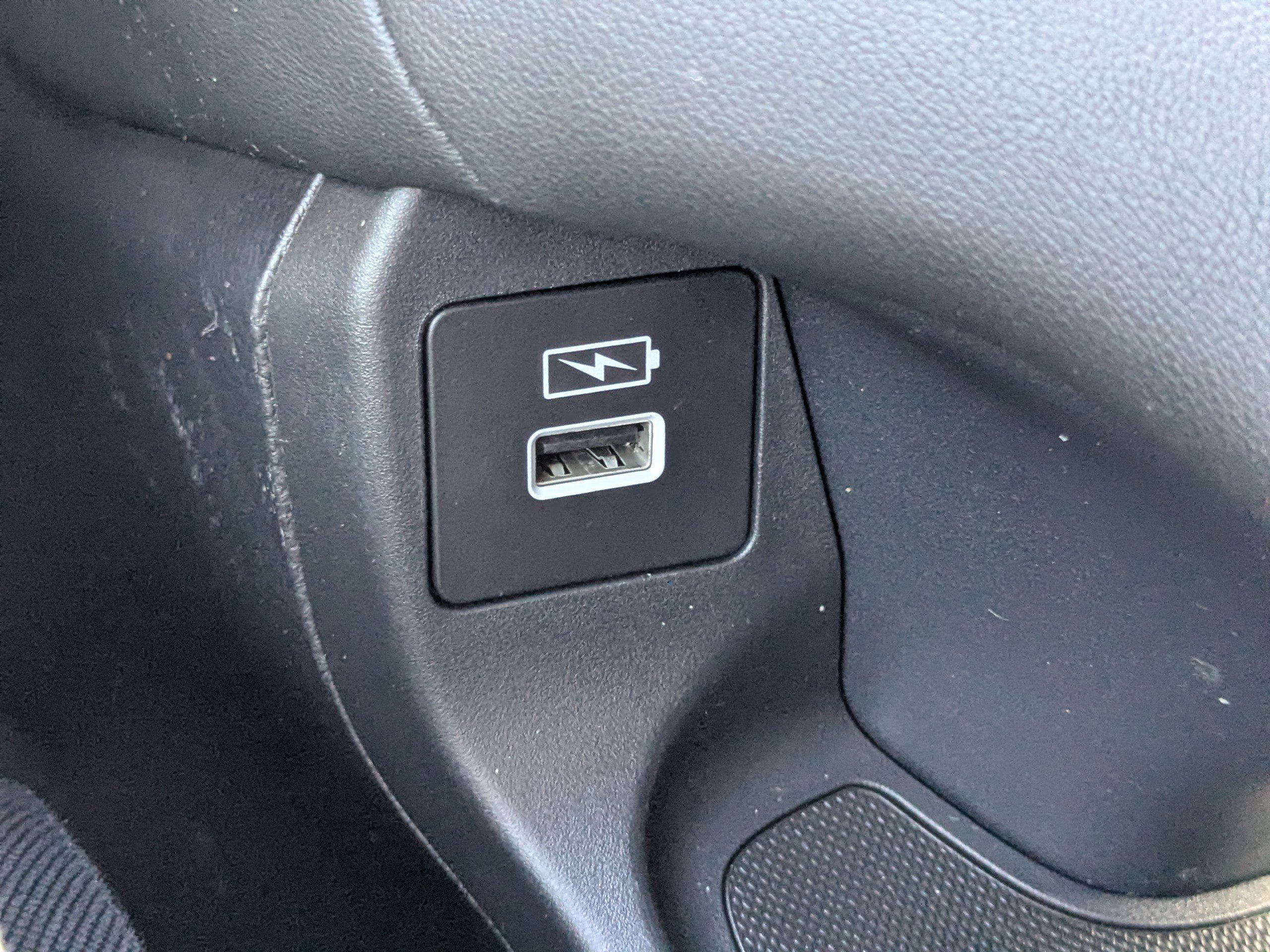 Used 2023 Honda HR-V LX image 24