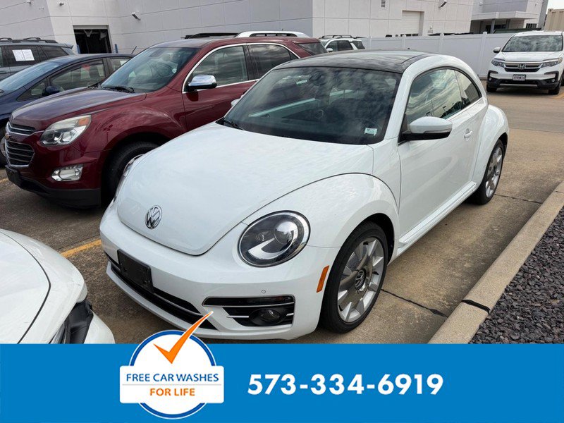 Used 2018 Volkswagen Beetle 2.0T SE FWD image 1