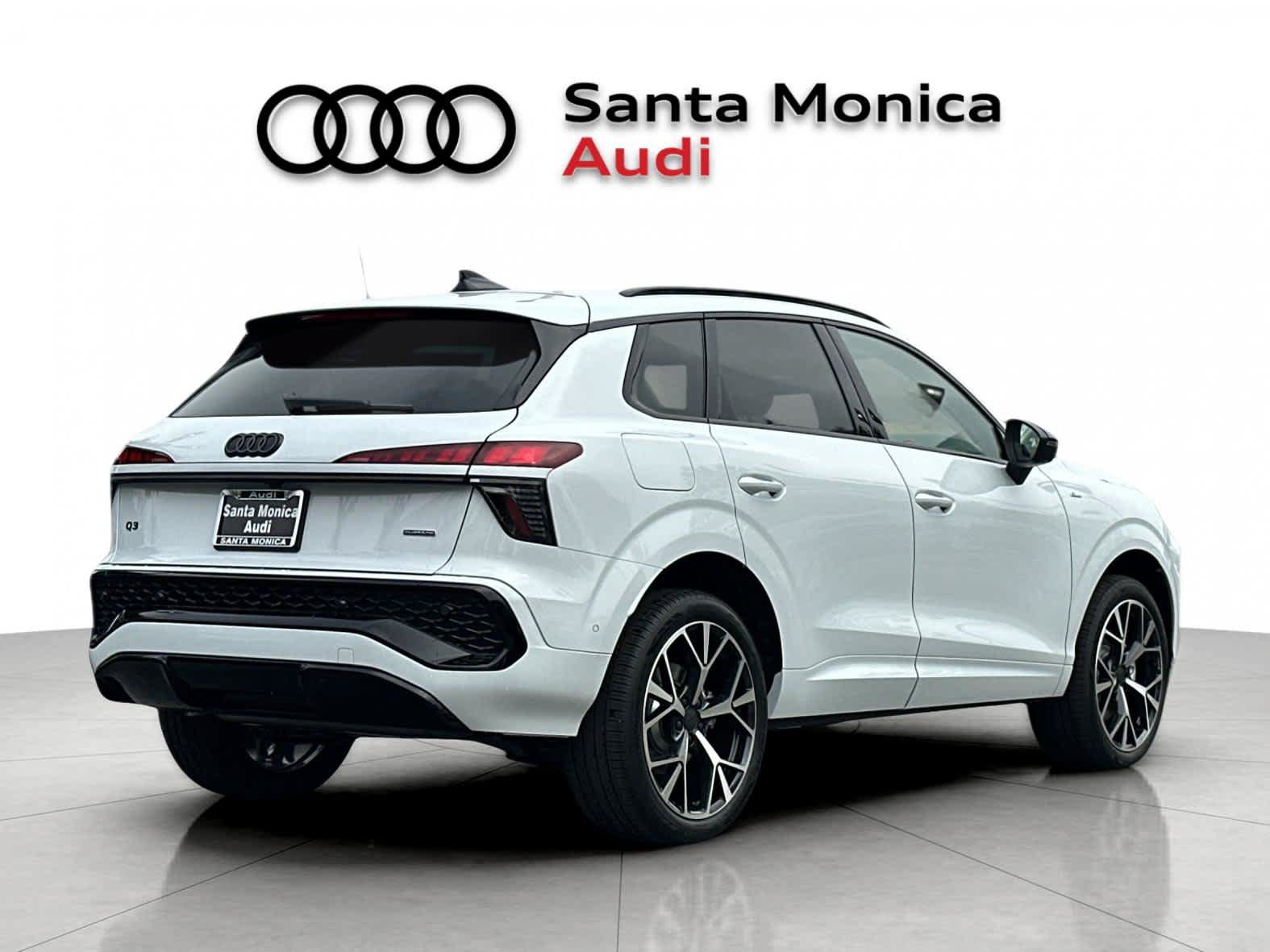 New 2026 Audi Q3 quattro 2.0T AWD/4WD image 2