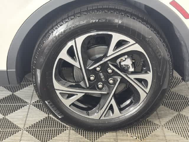 New 2026 Lincoln Nautilus Premier w/ Jet Appearance Package AWD/4WD image 24