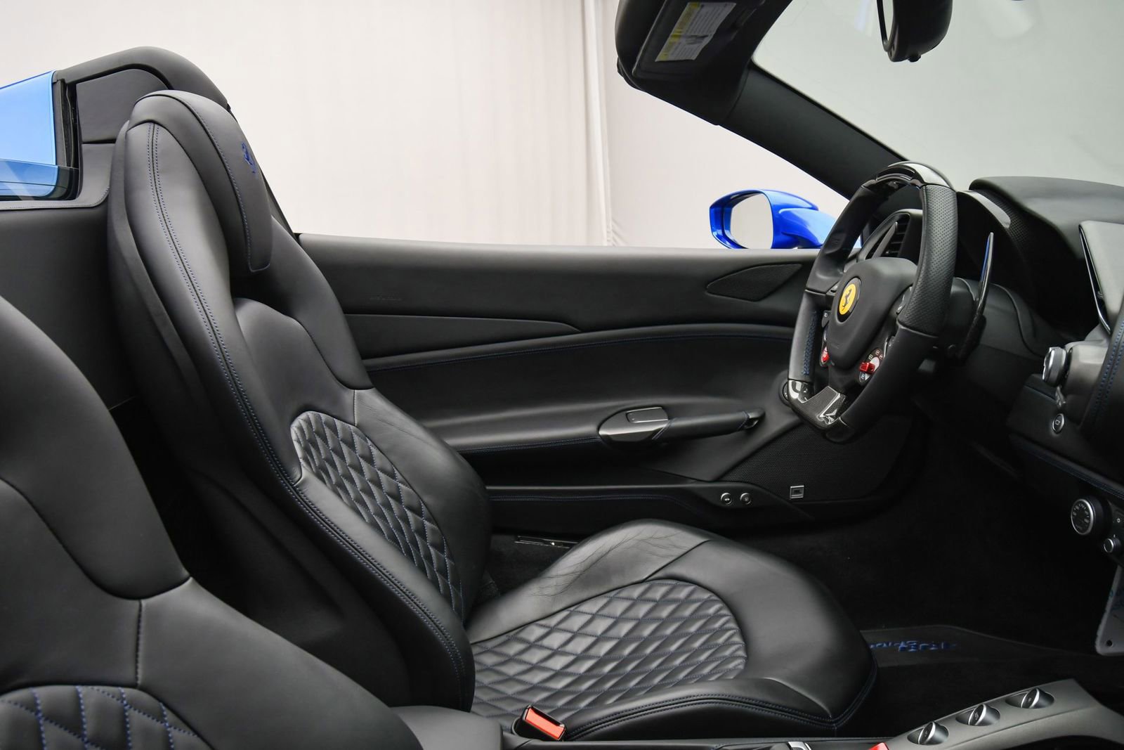 Used 2018 Ferrari 488 Spider Blu Corsa image 54