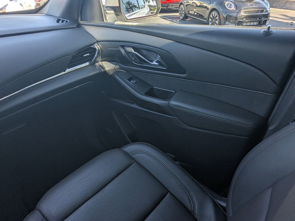 Used 2024 Chevrolet Traverse High Country image 19