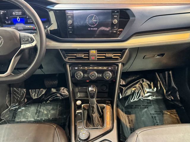 Used 2024 Volkswagen Taos SE w/ Panoramic Sunroof Package image 26