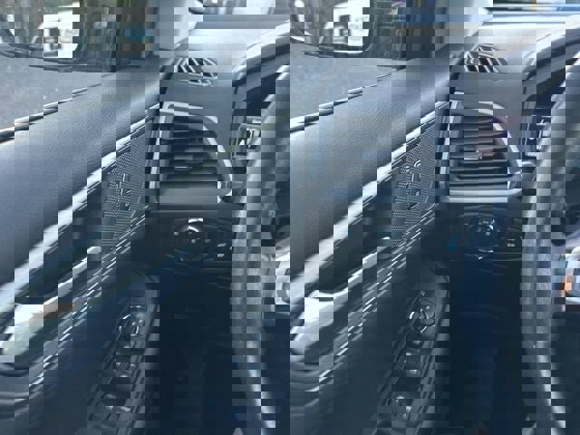 Used 2022 Ford Edge SEL w/ Convenience Package image 18