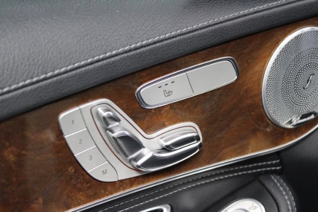 Used 2015 Mercedes-Benz C 300 4MATIC Sedan image 16