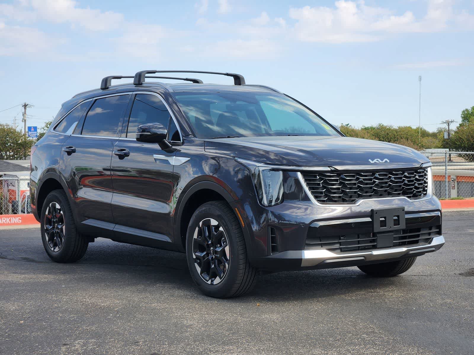 New 2026 Kia Sorento S AWD/4WD image 3