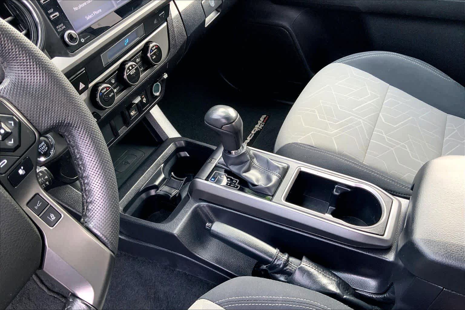 Used 2023 Toyota Tacoma TRD Sport AWD/4WD image 16