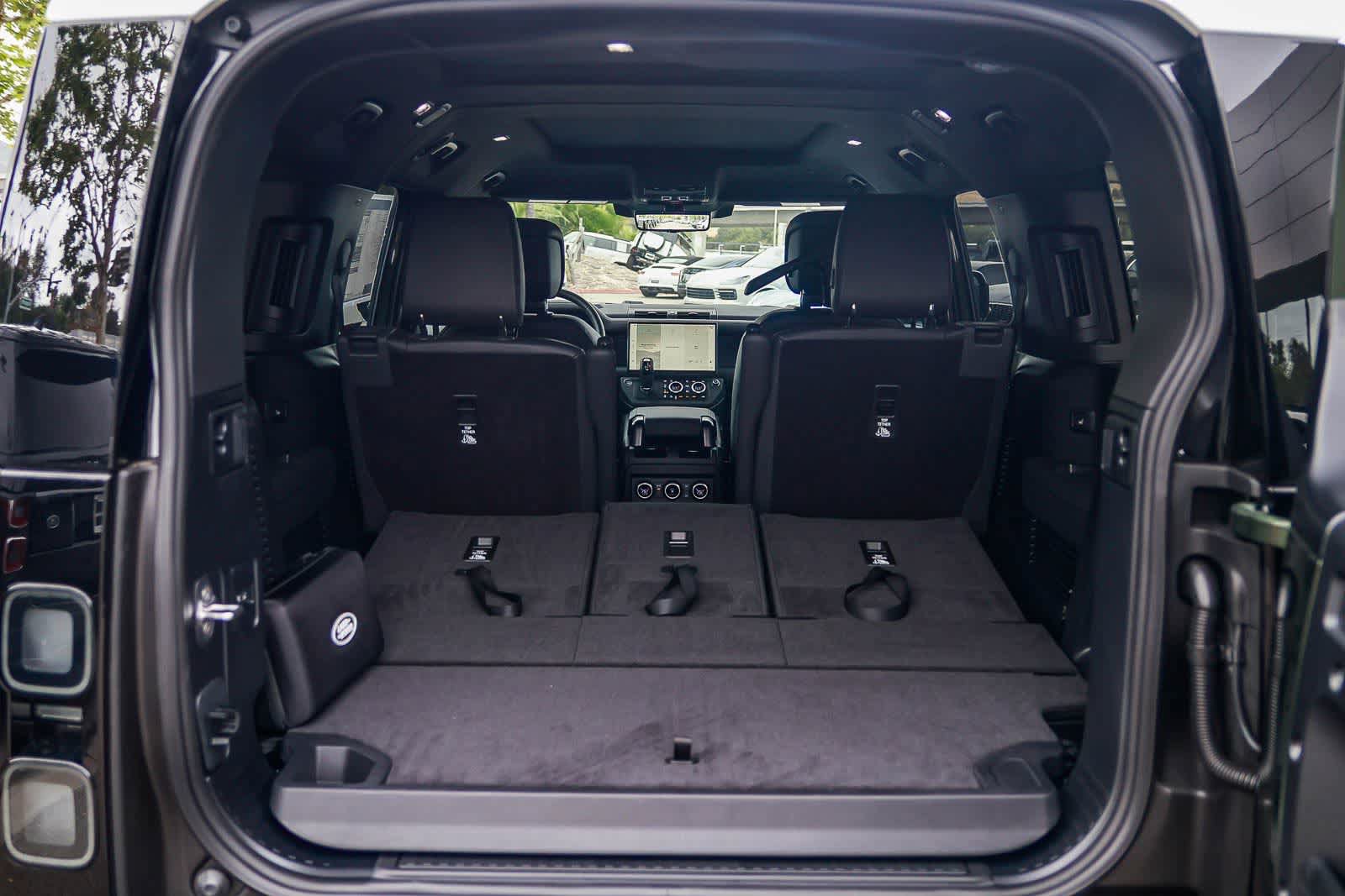 New 2026 Land Rover Defender 130 S AWD/4WD image 29