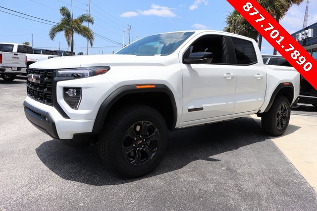 New 2025 GMC Canyon Elevation w/ Convenience Package image 4