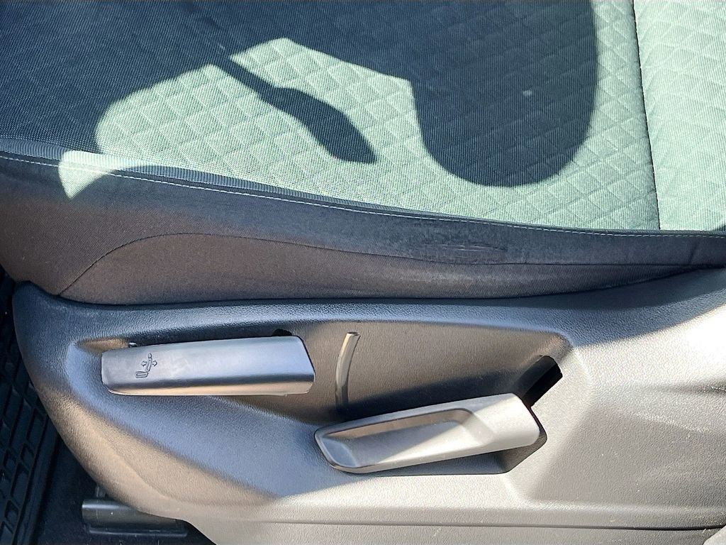 Used 2018 Volkswagen Tiguan S image 19