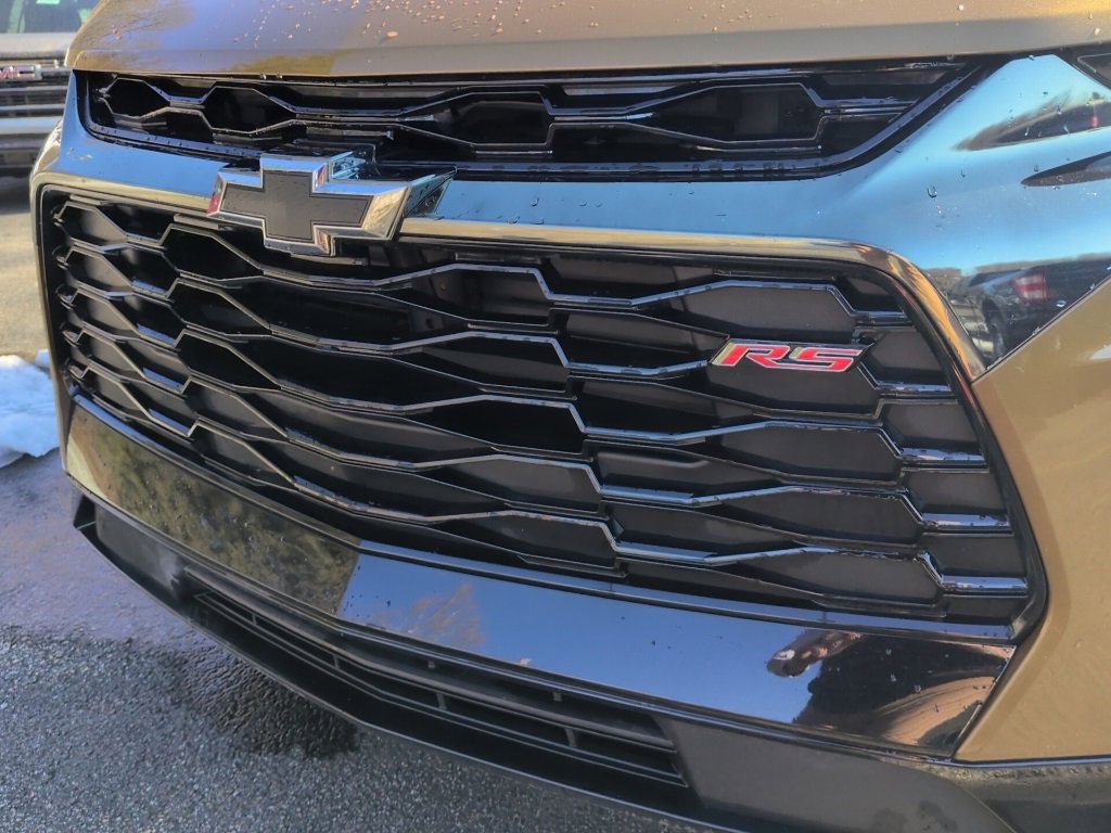 Used 2019 Chevrolet Blazer RS w/ Sun and Wheels Package image 12