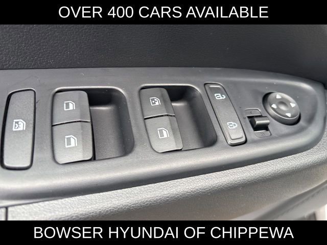 New 2026 Hyundai Venue SEL image 9